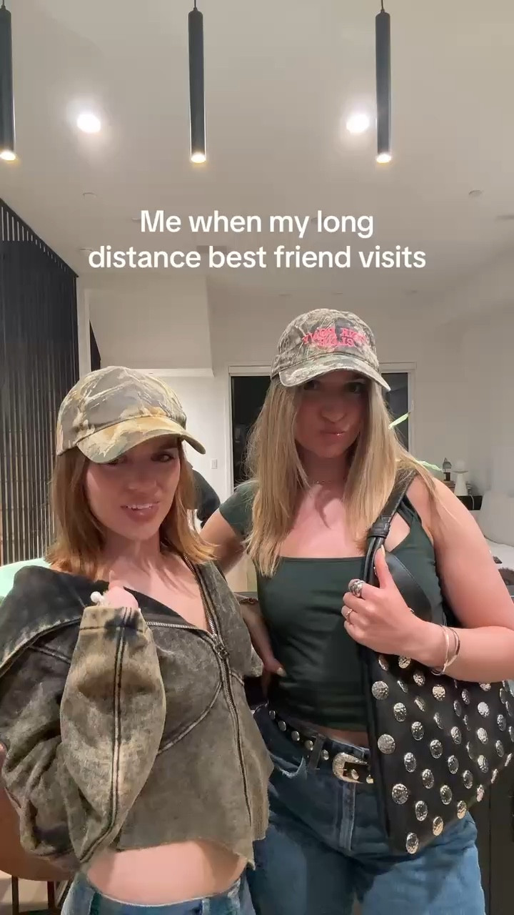 My fav outfit combo 🤝🏼

Casual outfit, camo, hoodie, spring outfit, travel outfit 

#LTKStyleTip