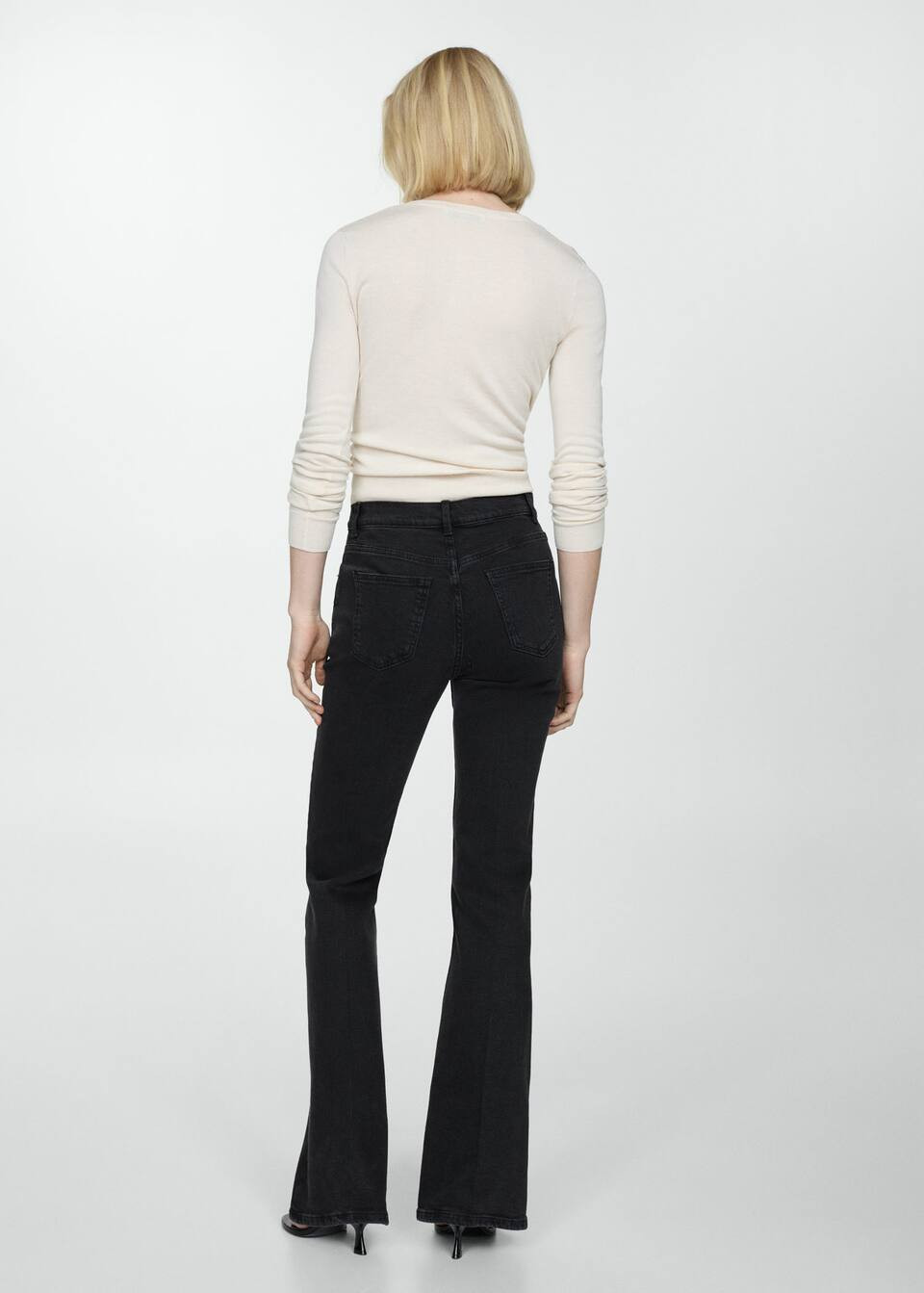 Search: Flared jeans (39) | Mango United Kingdom | MANGO (UK)