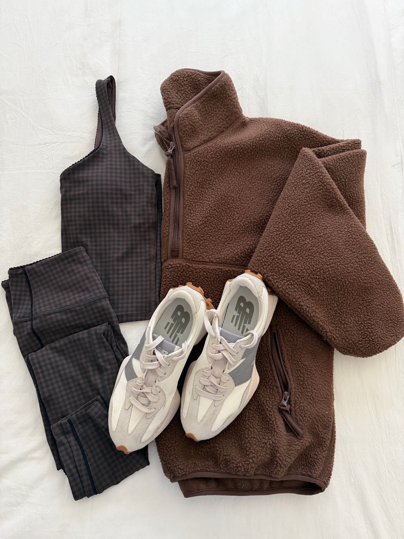 New brown gingham set from Target 🤎
Runs tts