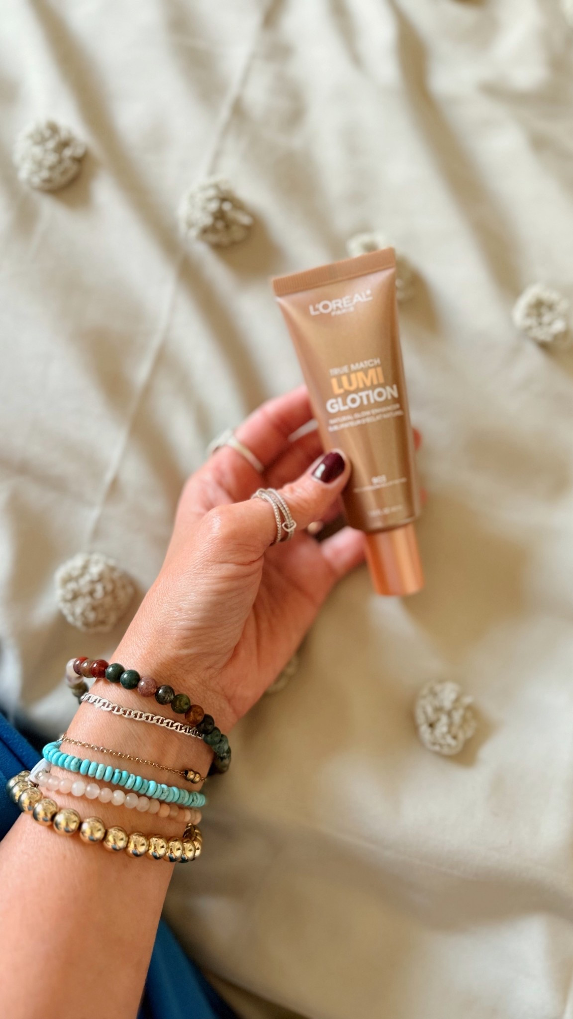 I use this stuff every single day! Lumi glow by L’Oréal! It’s been purchased over 20k in the last the 30 days! 

#LTKSaleAlert #LTKFindsUnder50 #LTKBeauty