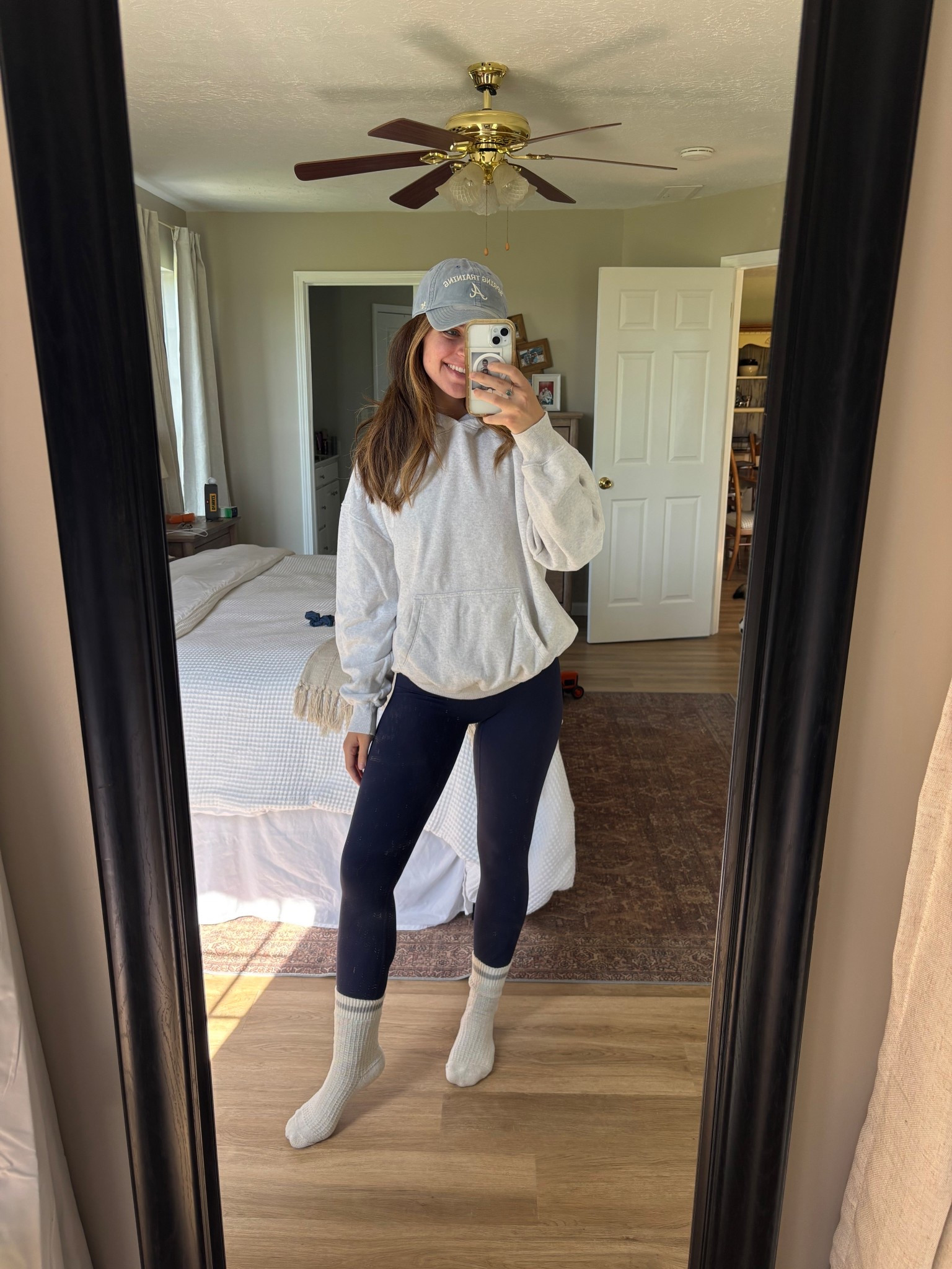 SAHM ootd! Grabbing coffee with an old friend from highschool!

#LTKActive #LTKdayinmylife #LTKmomlife