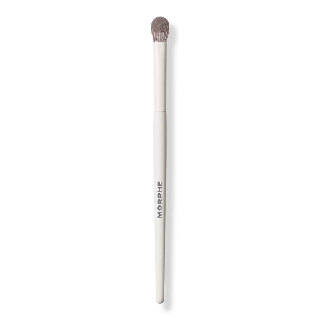 M332 Medium Rounded Blender Eyeshadow Brush | Ulta