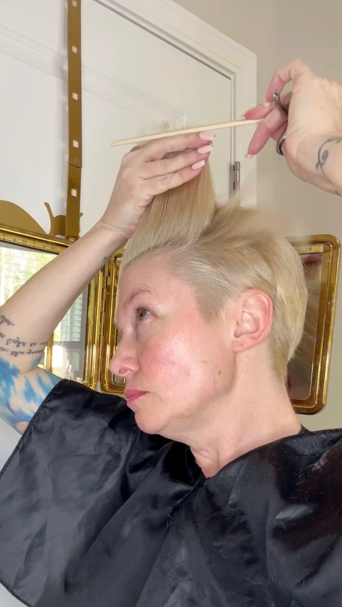 Haircut time!

#LTKOver40 #LTKgrwm #LTKBeauty