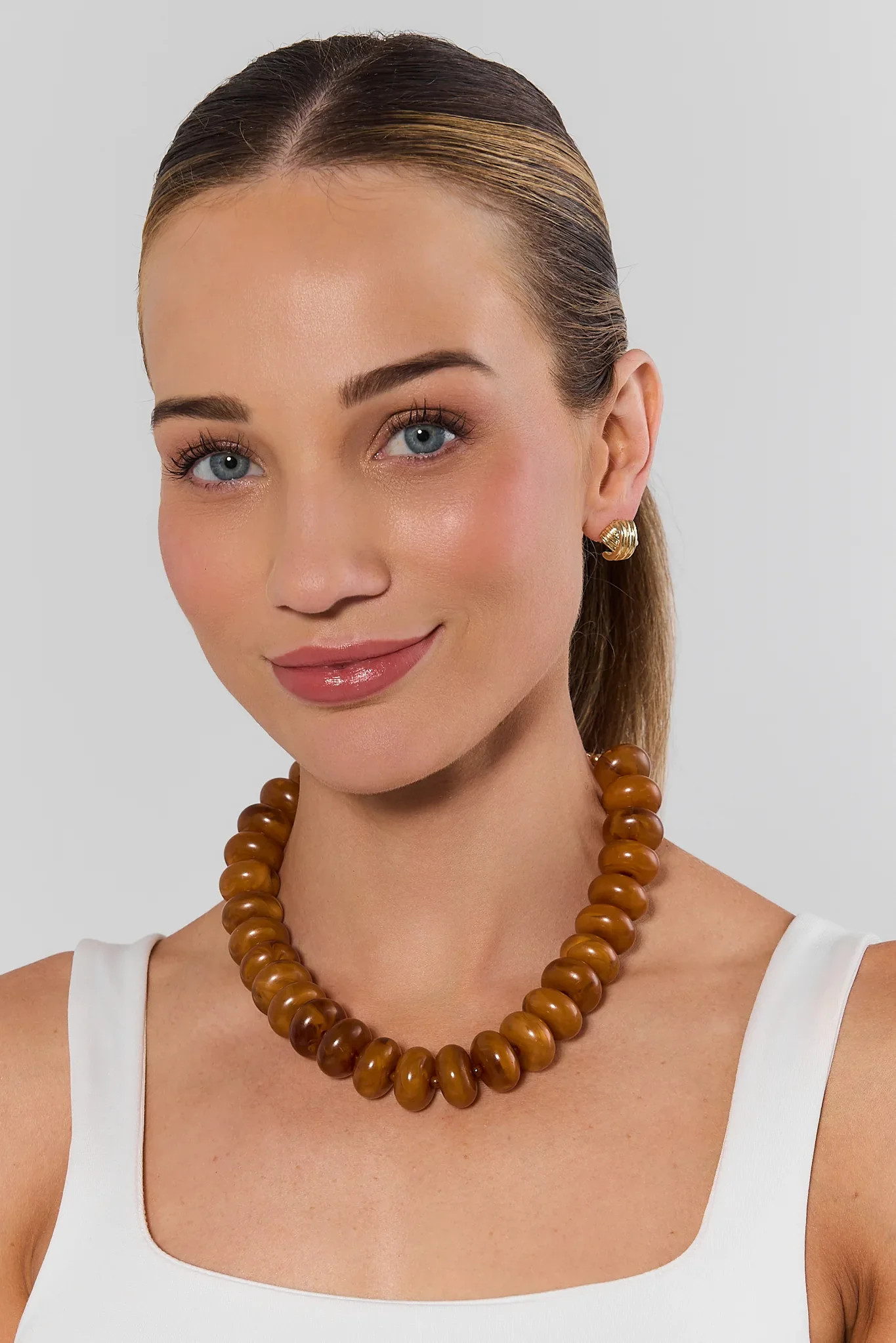 Tortoise Oversized Beaded Necklace | Avara