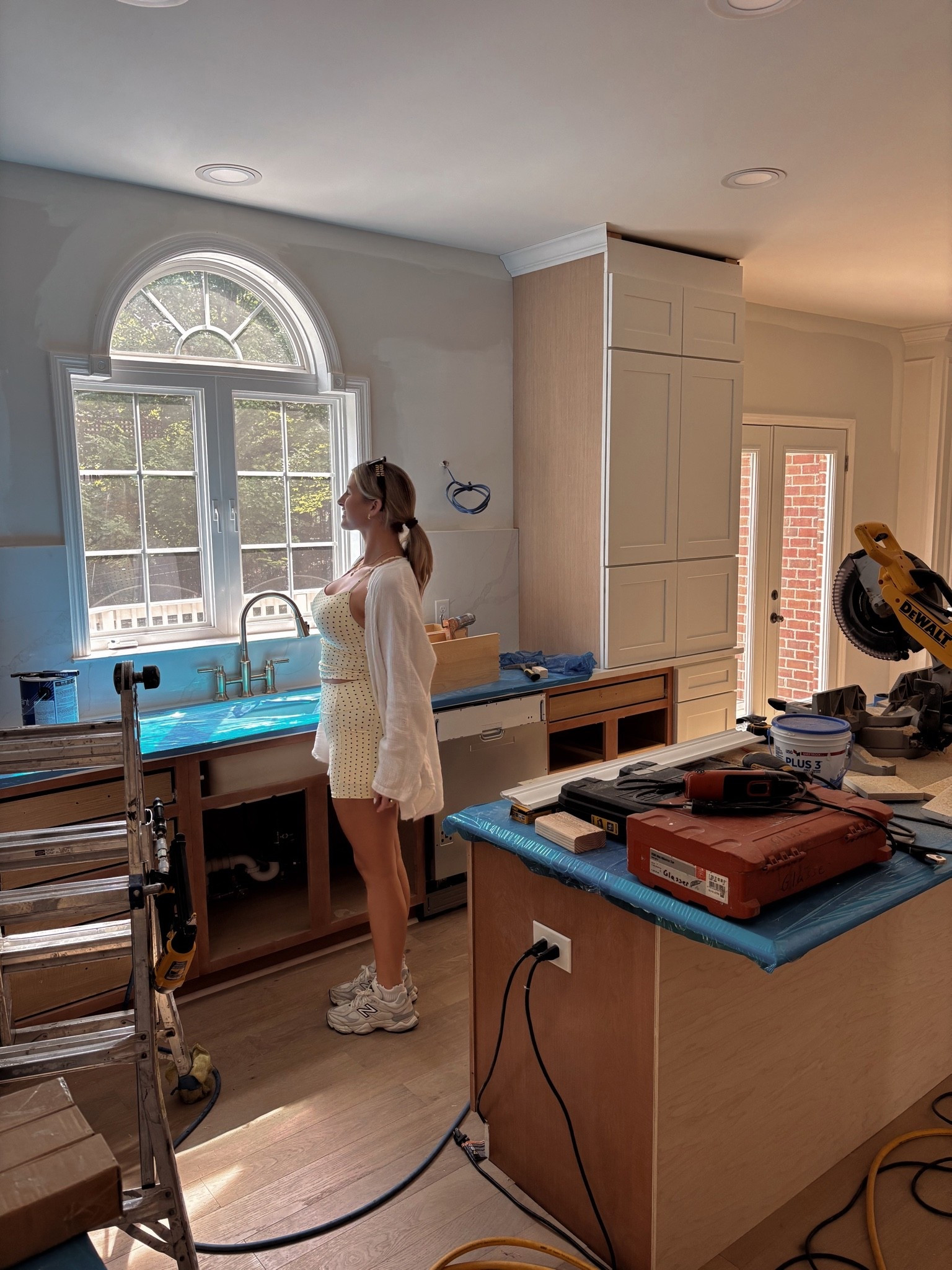 Kitchen Reno loading!! 🤍 love this amazon set, wearing a medium!

#LTKHome #LTKootd