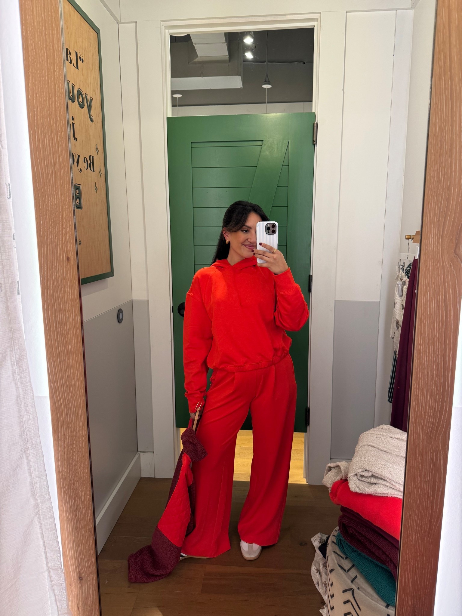 Aerie trouser and hoodie set! Reminds me a lot of the Lululemon scuba sets!

Would make a great gift for any girl on your list !

I’m in size smalls

#LTKGiftGuide #LTKHoliday #LTKPetite