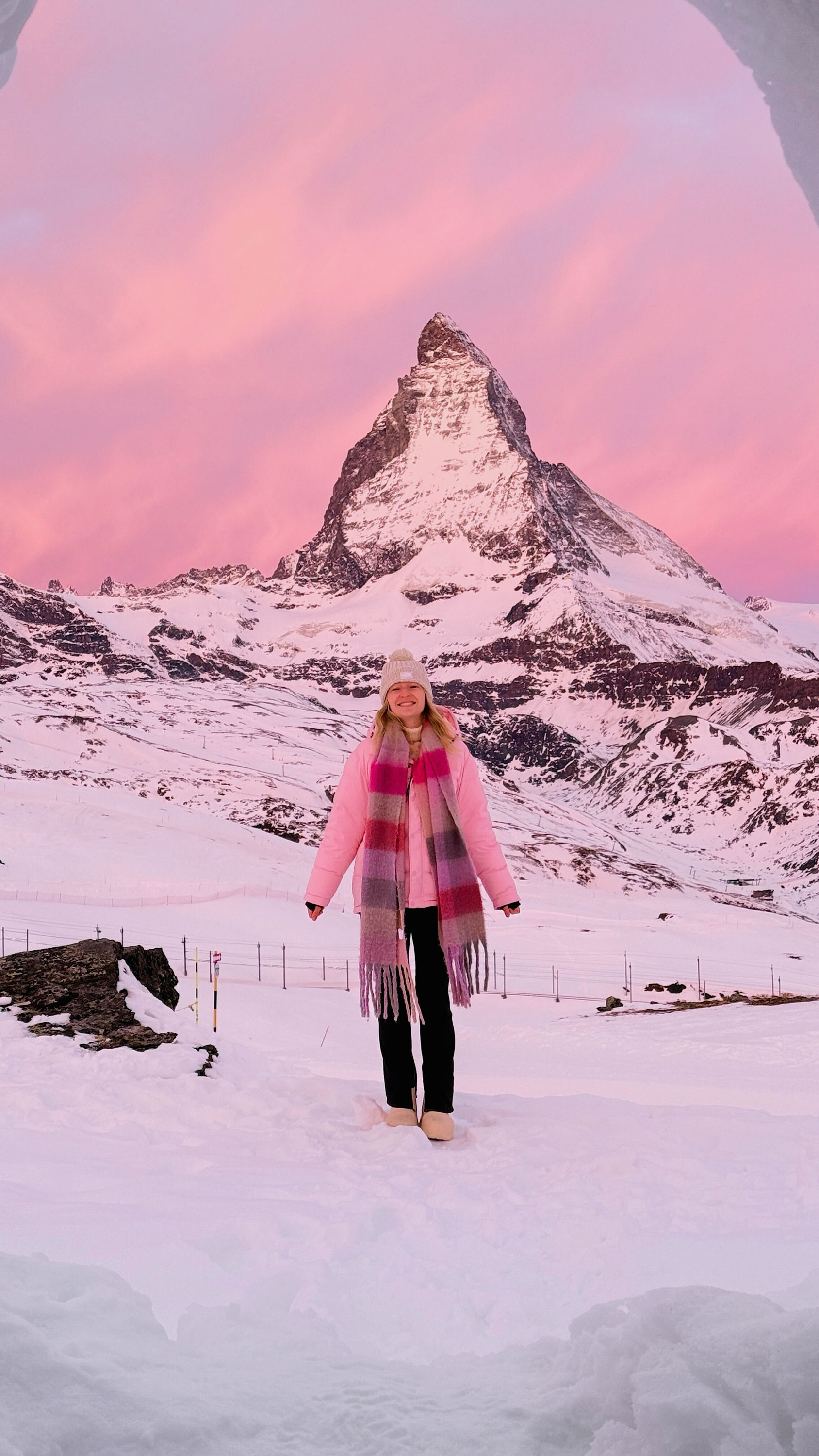  
The warmest and coziest winter jacket for traveling to colder destinations! Also great for ski or snowboard trips 🧥
 

#LTKTravel #LTKootd #LTKSeasonal