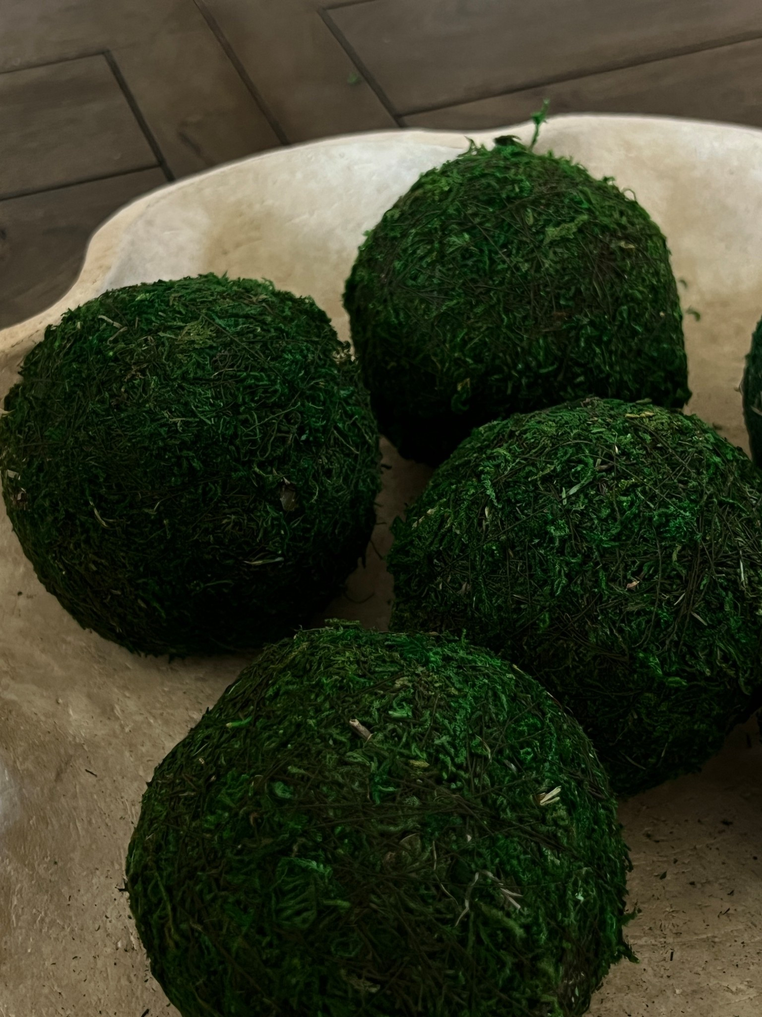 Realistic moss balls, the perfect addition to your center piece 🌲

Home decor, organic modern, center piece, greenery 

#LTKFindsUnder50 #LTKHome #LTKSaleAlert