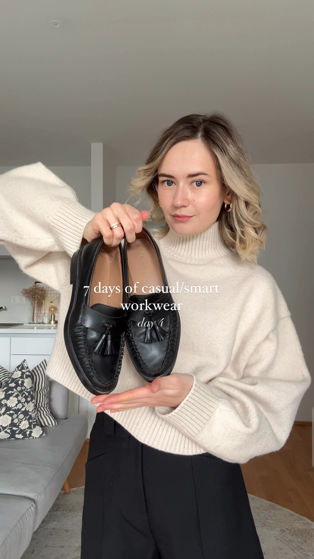 DAY 4 of 7 DAYS OF CASUAL/SMART WORKWEAR
 Discout for Monica Vinader - on my Insta

#workwear #smartworkwear #elegantworkwear #elegantworkwearridas #casualchic #casualchicwear #casualchicworkoutfits #casualchicworkwardrobe #casualchicworkattire #loafers #loafersoutfit #creamandblack #blackandcream 

#LTKeurope #LTKworkwear #LTKstyletip