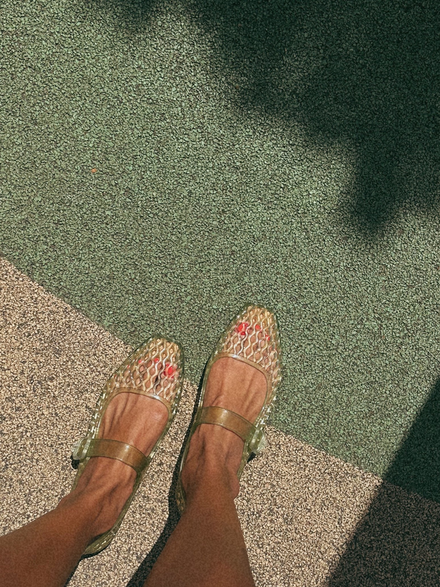 the comfiest sam edelman jellies 

#LTKShoeCrush #LTKStyleTip