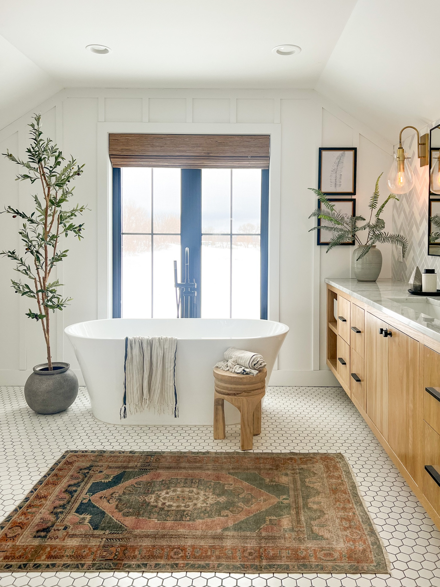 Olive Tree SALE! One of my favorite faux olive trees is on major sale from @qvc (one of the best prices I’ve ever seen!) 
I grabbed another one for my bathroom, I love how authentic it looks!

If you are new to QVC, use the code LUCKYDAY or SURPRISE for $10 off your order!

#olivetree #fauxtree #LoveQVC #ad #fauxolivetree #bathroomdesign 

#LTKhome #LTKsalealert #LTKunder100