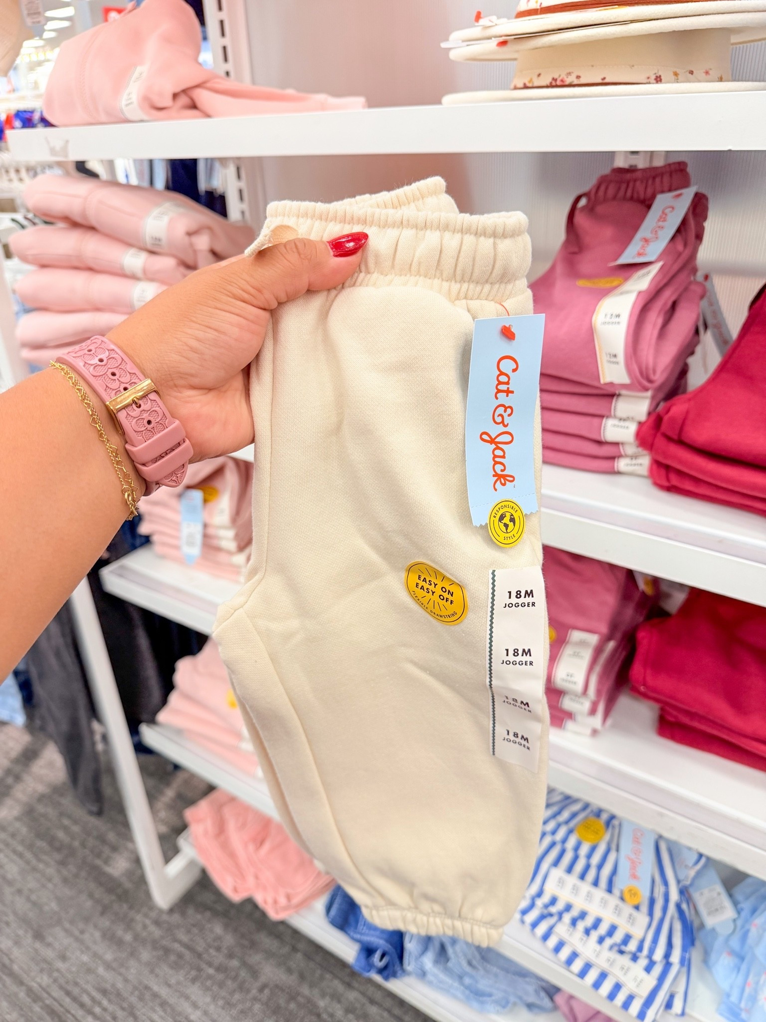 New $10 fleece joggers for toddler girls 💘 love a cozy day 🫶🏽

#LTKselfcare #LTKKids