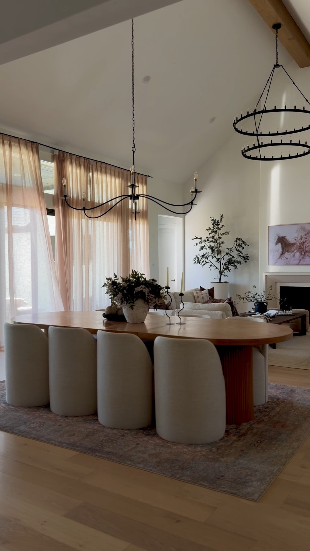 One table. Two vibes. From everyday meals to hosting mode in seconds 🍽️🤍

#diningroom #diningarea #diningtable

#LTKHome #LTKSaleAlert