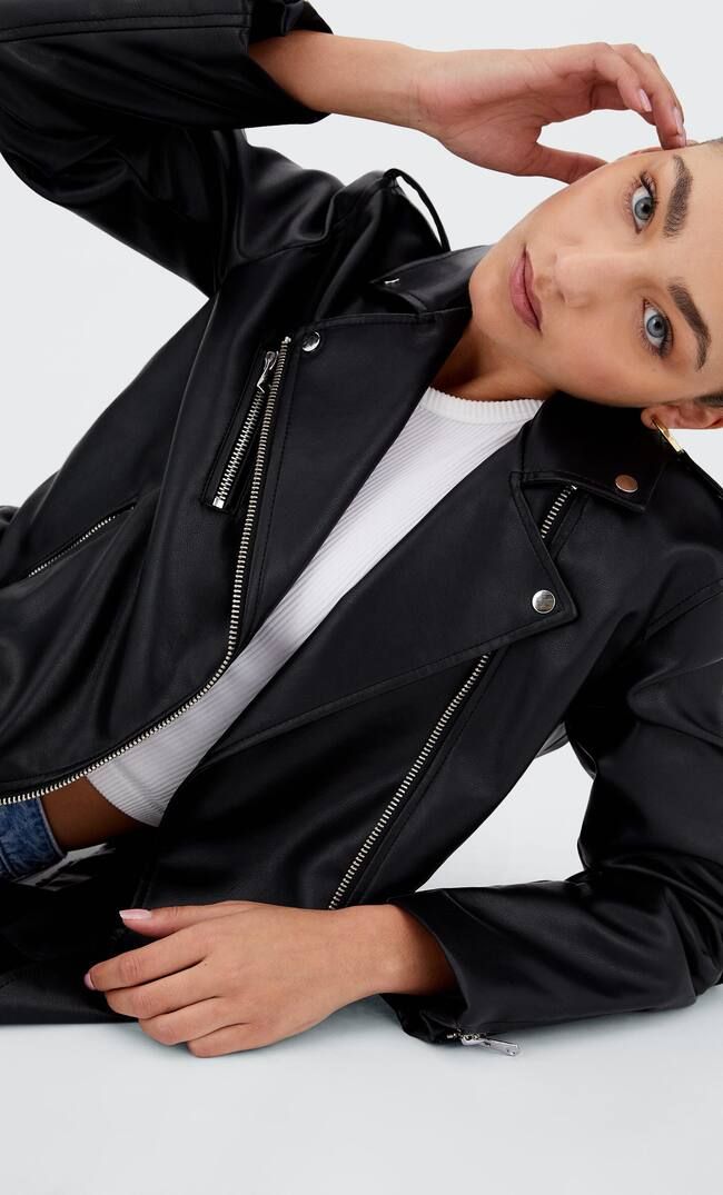 Oversized faux leather biker jacket - Women's fashion | Stradivarius United Kingdom | Stradivarius (UK)