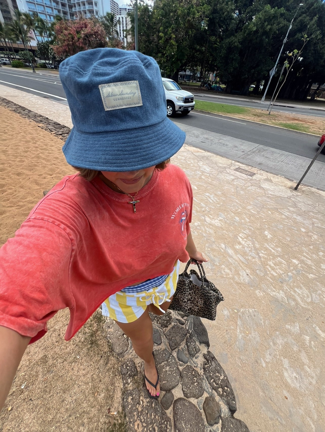 Size L in all swim tops and bottoms! Size XL in shorts I sized up for a super loose slouchy low rise fit and I cuff the top. Havianna sandals true to size! Tanning oil Is so good spf 30

#hawaii #oahu #swimsuit #lspace #freepeople #slowsunday #buckethat