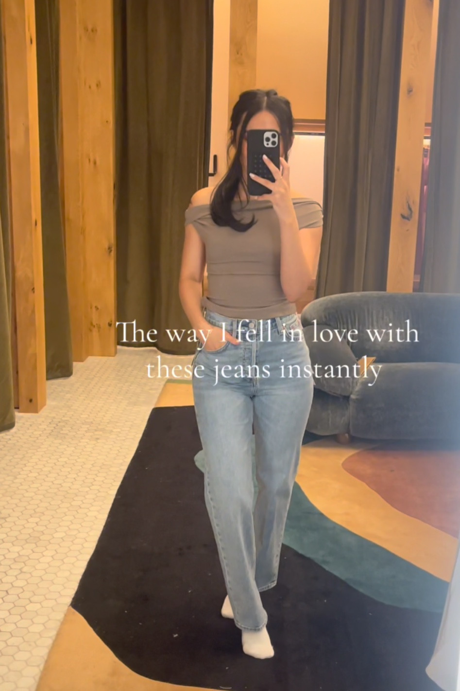 Top in an xs and jeans in a 25 🫶🏼

#LTKStyleTip #LTKWorkwear #LTKPetite