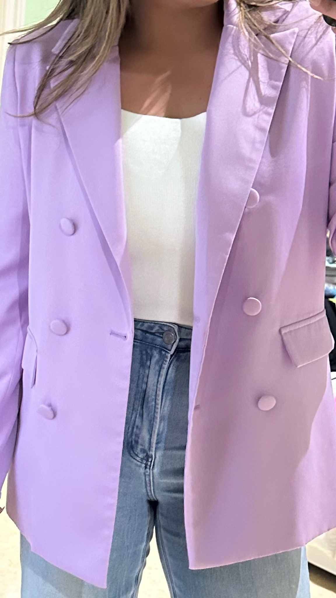 Effortless and polished look. This is the perfect outfit to where, when you don’t know what to wear 💜 

Blazer, tank, and jeans are my go to pieces for a put together outfit 😎

Work outfit, work wear, office outfit, casual outfit, ootd, casual style

#LTKStyleTip #LTKWorkwear #LTKWatchNow