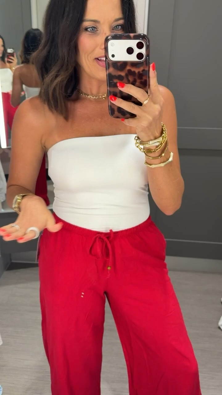 These pants are SO good ❤️

The color sold me immediately, and they’re lightweight enough for summer but still look really put together.

Size XS
5’3 for reference

#targetstyle #targetfinds #summeroutfit #targetfashion #redpants #ltkstyle