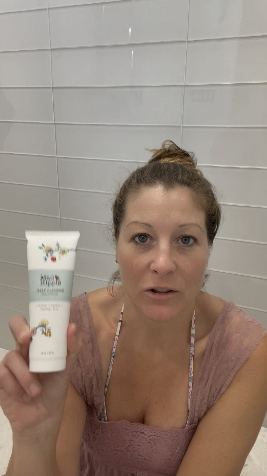 Mad Hippie Jelly Cleanser

Prep my skin with me before putting on sunscreen for a day by the pool! 

100 out of 100 on the Yuka app! 

#MadHippie #JellyCleanser #skincare 

#LTKVideo #LTKOver40 #LTKBeauty