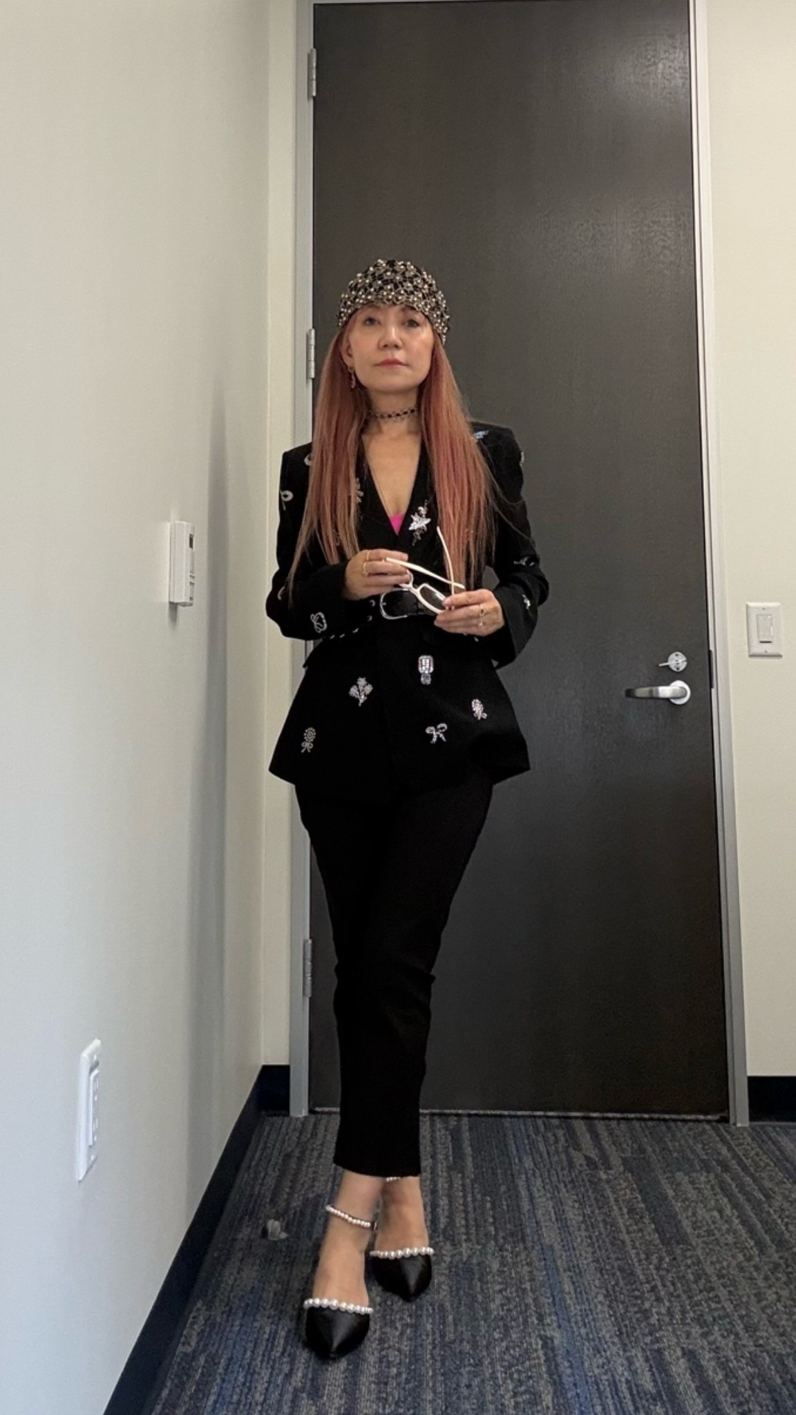 I dress in a current style jacket, simple black pants, and a belt #work

#LTKootd #LTKWorkwear