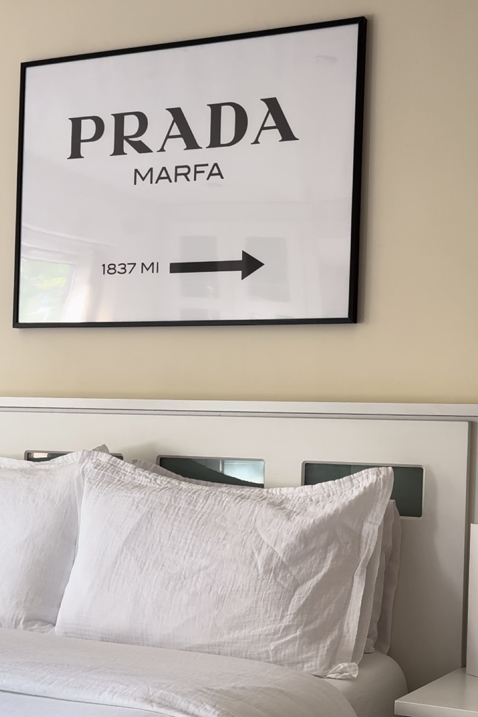 Prada Marfa artwork - Gossip Girl 

#LTKstyletip #LTKeurope #LTKuk