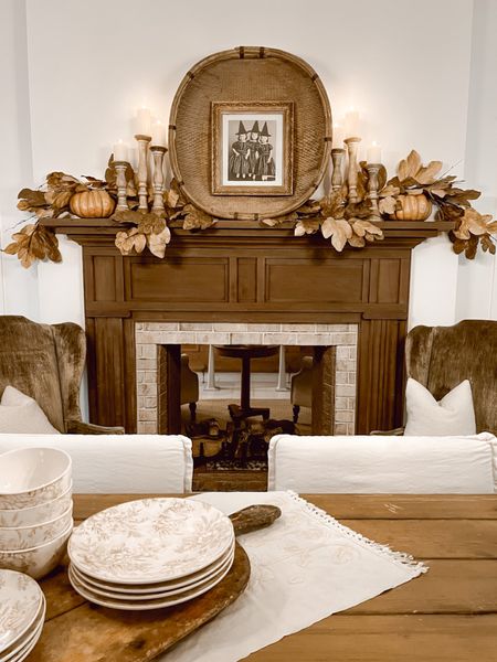 Fall fireplace mantel decor 🍂

#LTKFind #LTKSeasonal #LTKhome