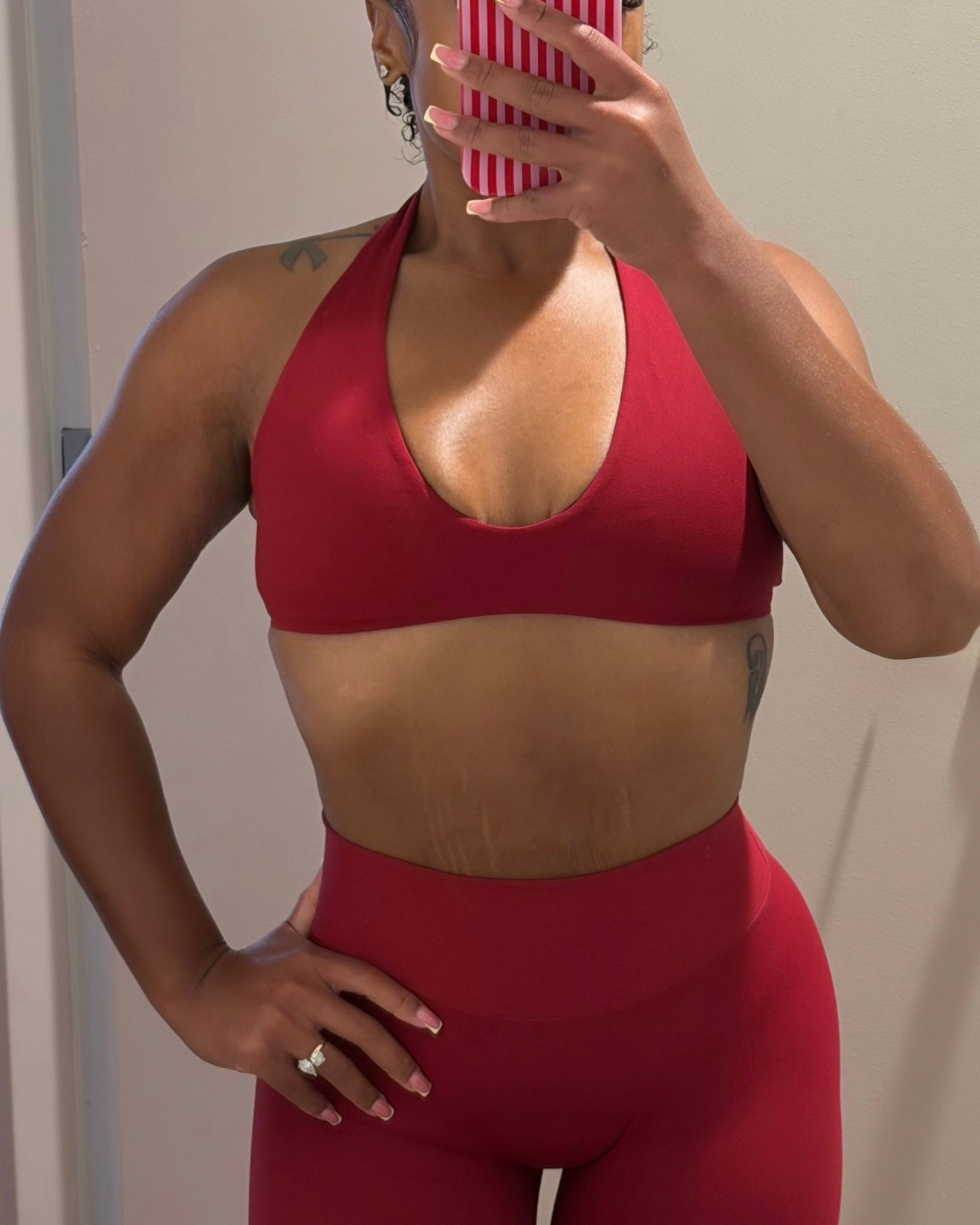 sexy in REDDDD

#LTKootd #LTKActive #LTKfitnessgoals