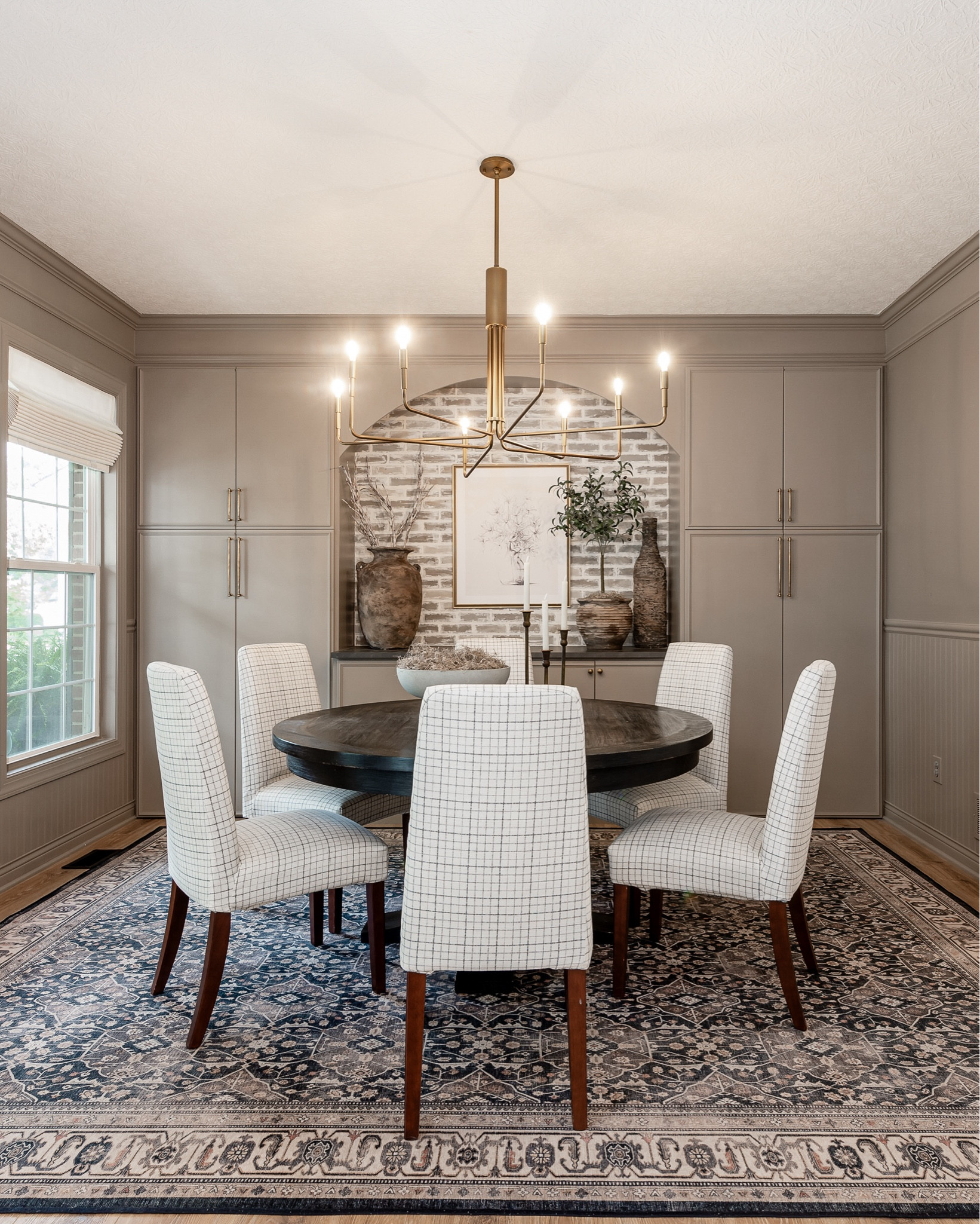 First link is the one in the image. 

Linked similar options at lower cost as well! 


Lighting chandelier 

#LTKHome