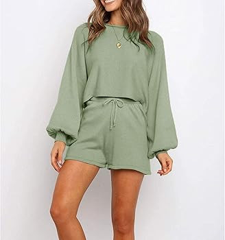 Women's Casual Long Sleeve 2 Piece Outfits Solid Color Knit Pullover Sweatsuit Shorts Sweatsuit S... | Amazon (UK)