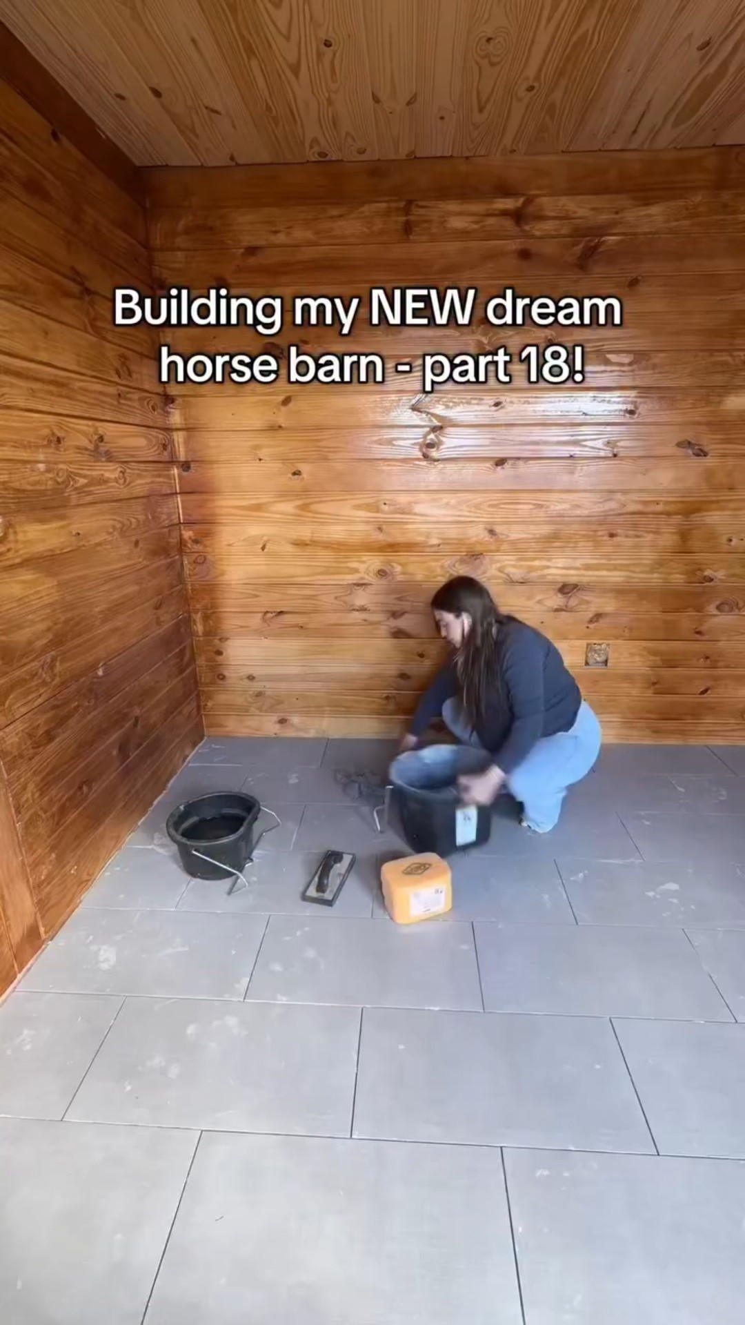 Not gonna lie I’m getting so bored of working in this room 😅 one more day of work in here & we will have our first area of the barn completed! 
.
.
.
.
.
.
.
.
#equestrian #horses #horsebarn #diy #barnbuild