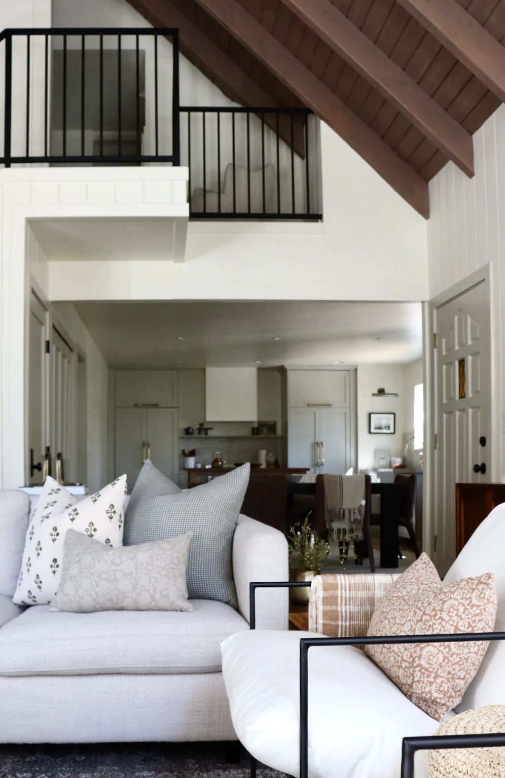Oliver Pillow Combo | Danielle Oakey Interiors INC