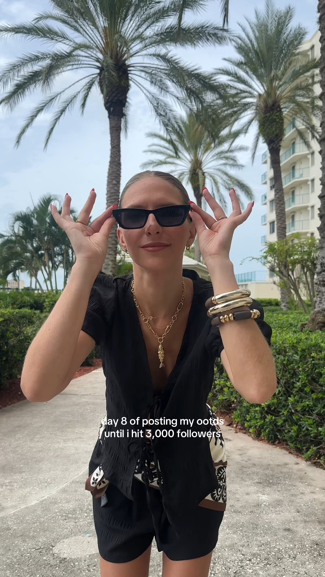 found another way to wear my favorite scarf #scarf #scarftutorial #matchingset #amazonfind #allblack #summeroutfit #casualoutfit #vacationoutfit

#LTKFindsUnder50 #LTKStyleTip #LTKTravel