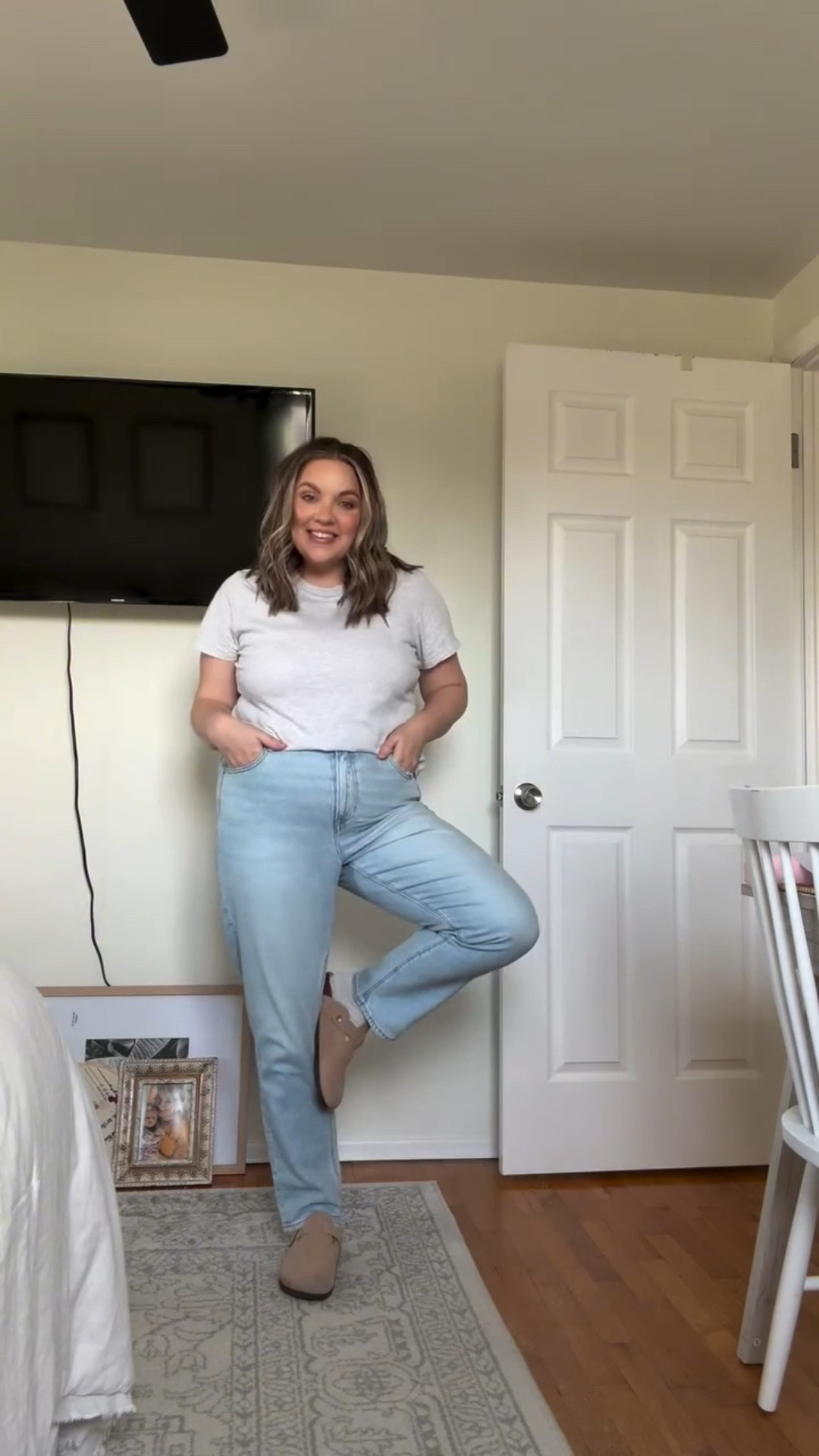 I love me some basics. And these two are on repeat in my closet. This cropped t is so flattering! It doesn’t bag out through out the day, and It’s easy to layer while the mornings are chilly and the afternoons are a bit warmer. 

I love the way these jeans fit. The don’t emphasize my pooch. The wash is really nice, and I’m replacing an older pair that bags out earlier with these. 



#LTKmomlife #LTKootd #LTKdayinmylife