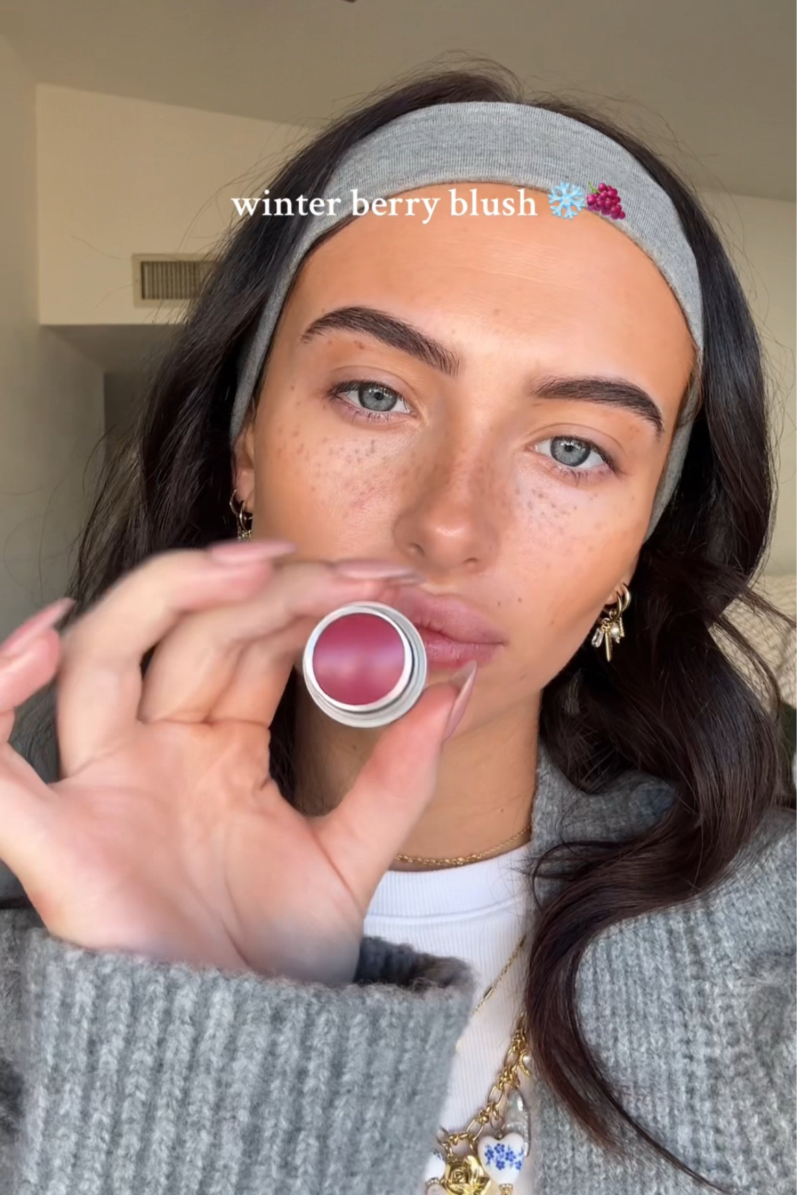 🍇⛸️❄️🕊️🪞

#LTKBeauty