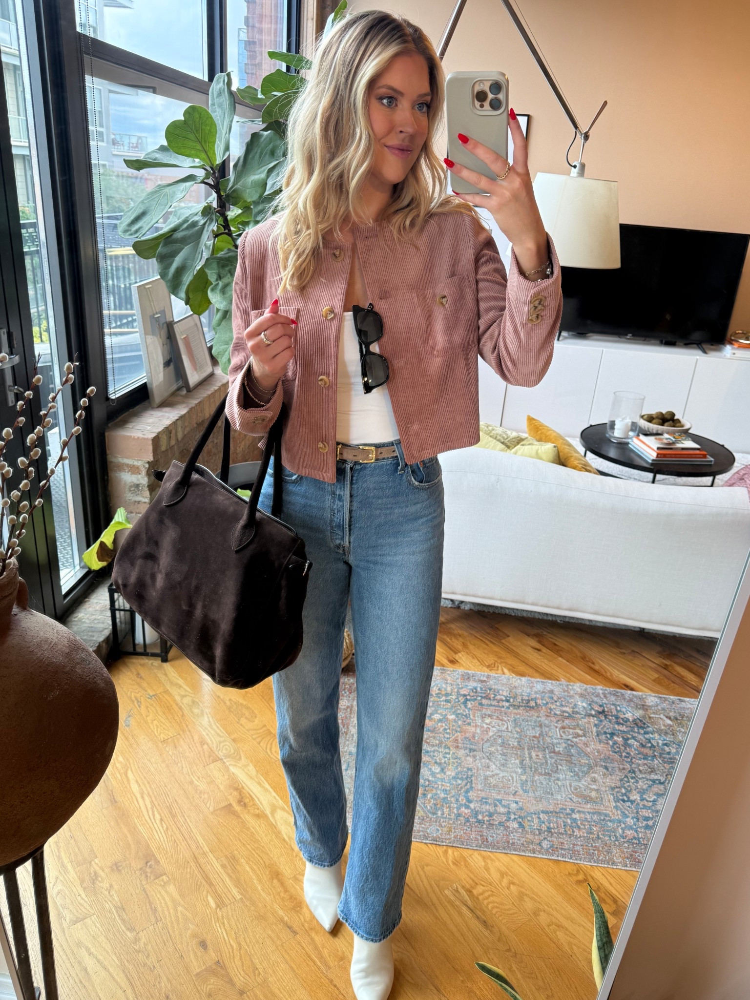 Corduroy for fall.

Jacket: Ruti
Jeans: Levi’s Ribcage Straight
Booties: Marc Jacobs
Bag: Reformation

Fall fashion, ootd, jacket season, workwear, outfit inspo 

#LTKFindsUnder100 #LTKStyleTip #LTKSeasonal
