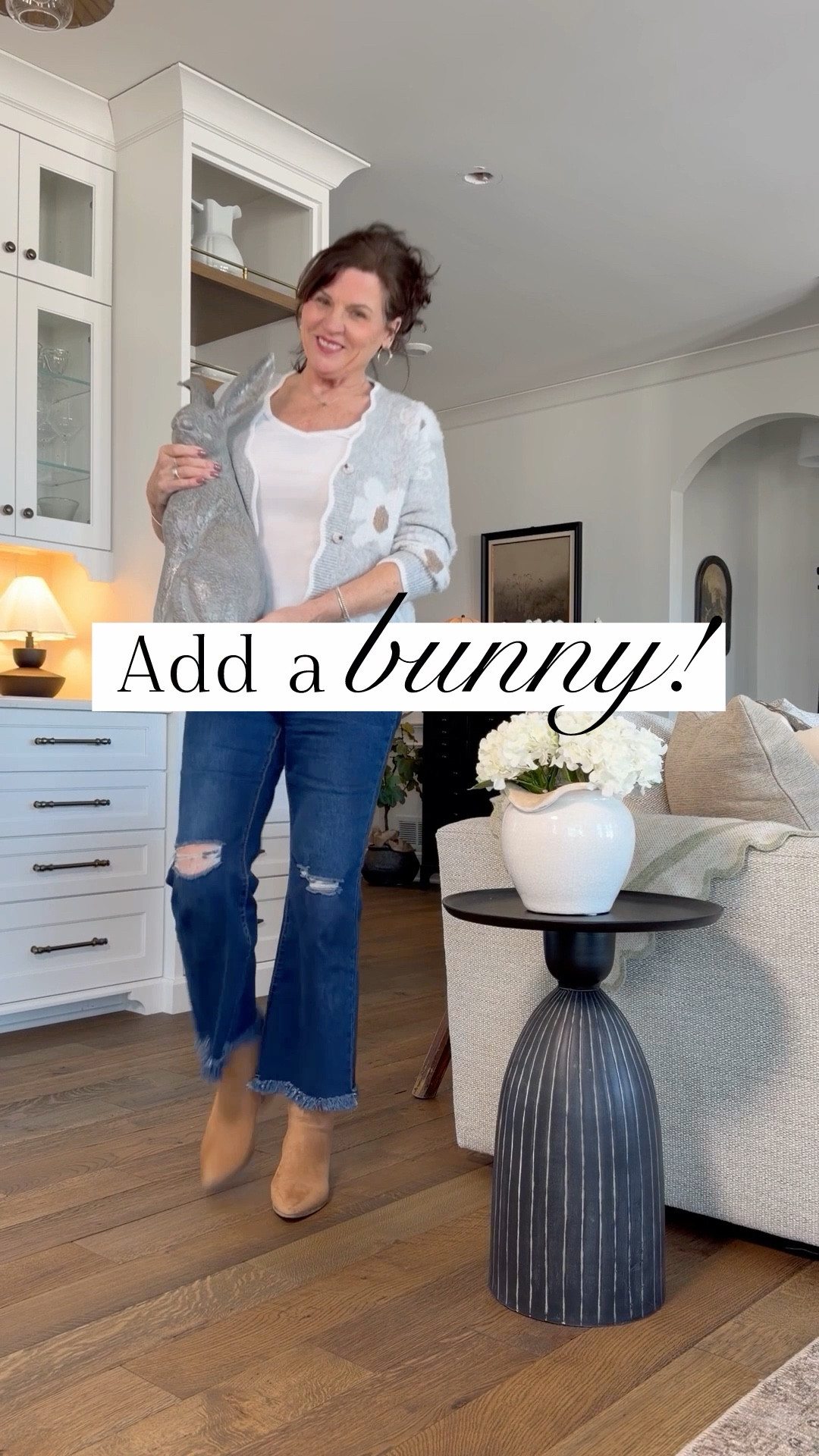 Add a bunny 🐇🤍 It’s the easiest way to make your space feel softer, cozier, and a little more playful.

seasonal, home decor, spring, bunnies, rabbits,  

 

#LTKSaleAlert #LTKSeasonal #LTKHome