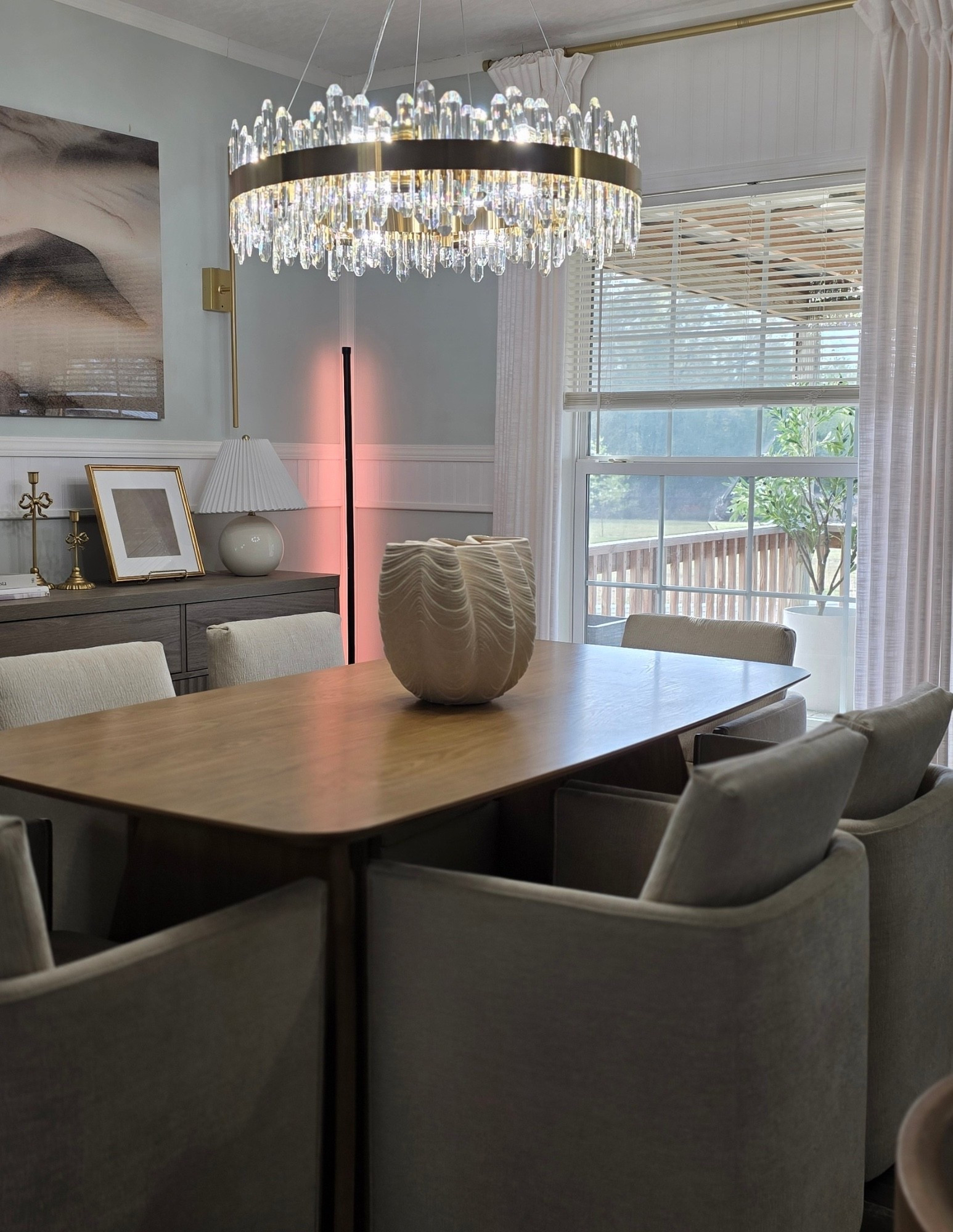 Dining decor

#LTKHome #LTKActive #LTKSeasonal