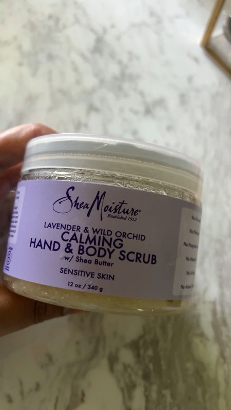 The way I’m addicted to the smell of this scrub OMG 🥰✨🧖🏾‍♀️ #UltaBeauty #skincare #bodyscrub

#LTKbeauty