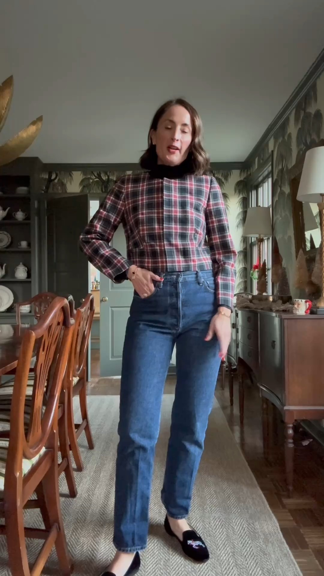 Black Friday has arrived @jcrew and it’s a great time to stock up on gifts. Save up to 40% off on all my picks. #ad #injcrew

#LTKHoliday #LTKCyberWeek #LTKGiftGuide