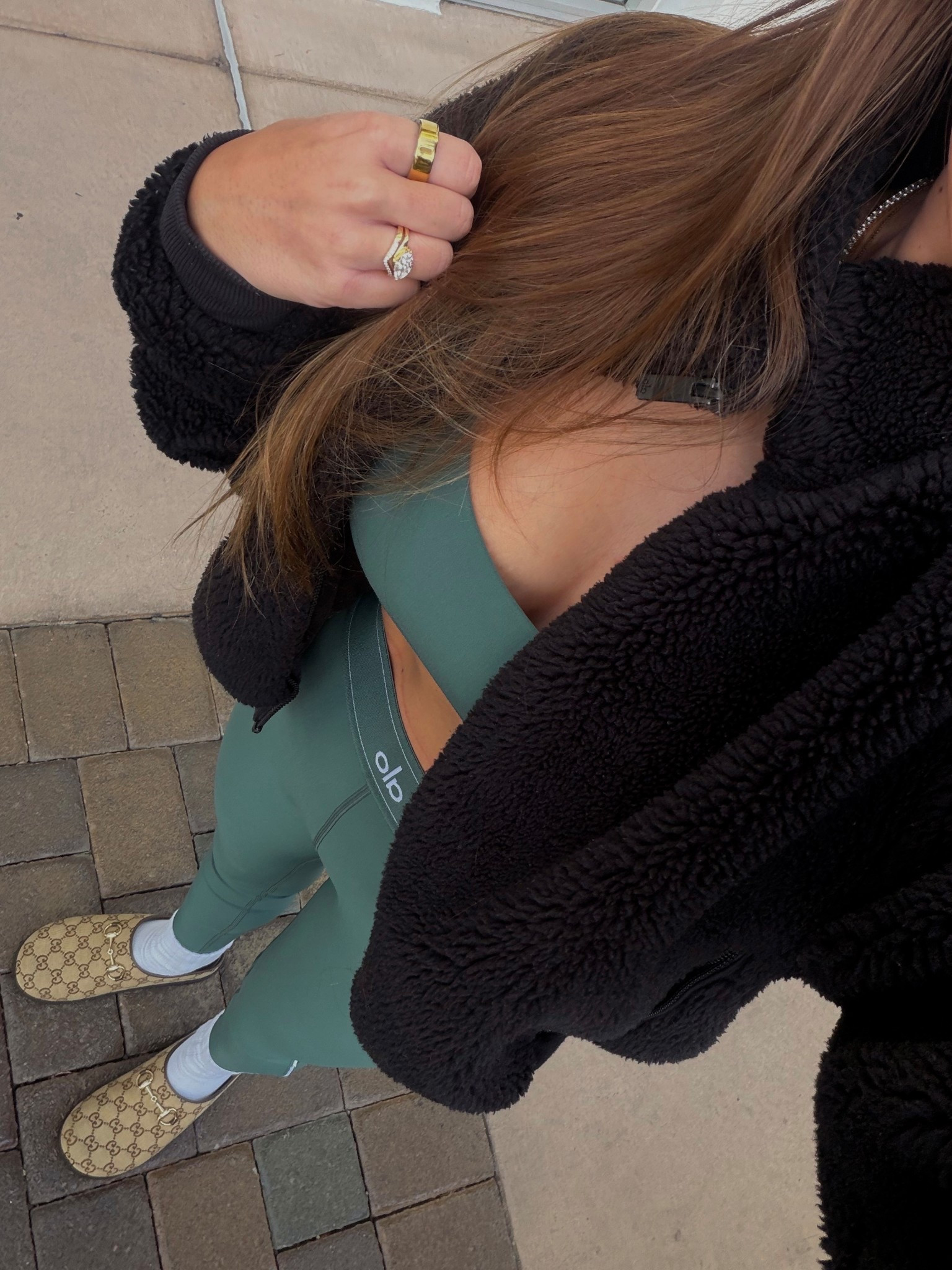 Alo set and jacket. Size XS leggings, S matching bra, and size S Sherpa jackett

#LTKdayinmylife #LTKActive #LTKfitnessgoals