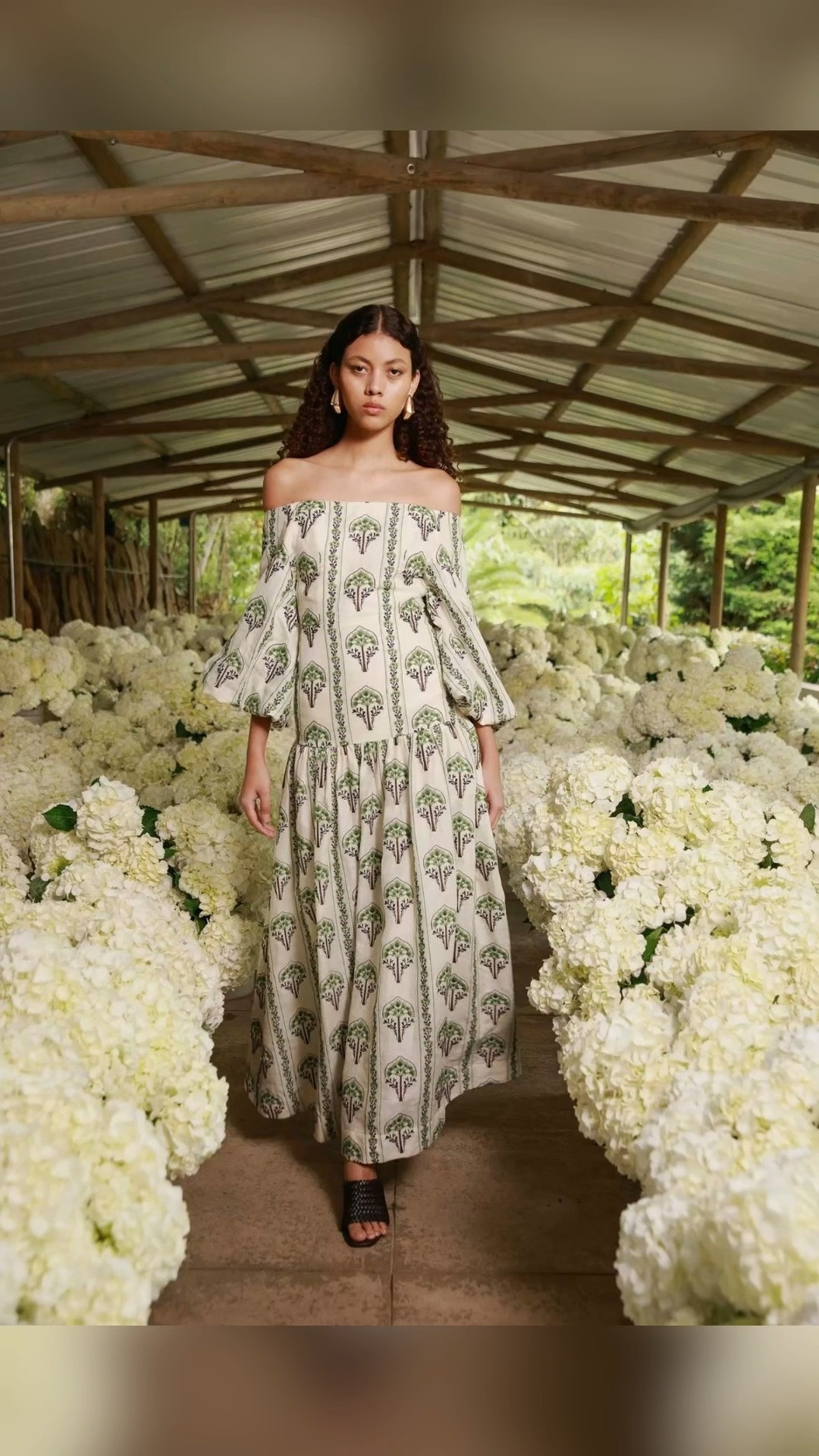 Hand-printed linen with a gentle off-the-shoulder silhouette—an ode to Latin craftsmanship and calm, feminine ease.

#LTKGiftGuide #LTKootd #LTKCyberWeek