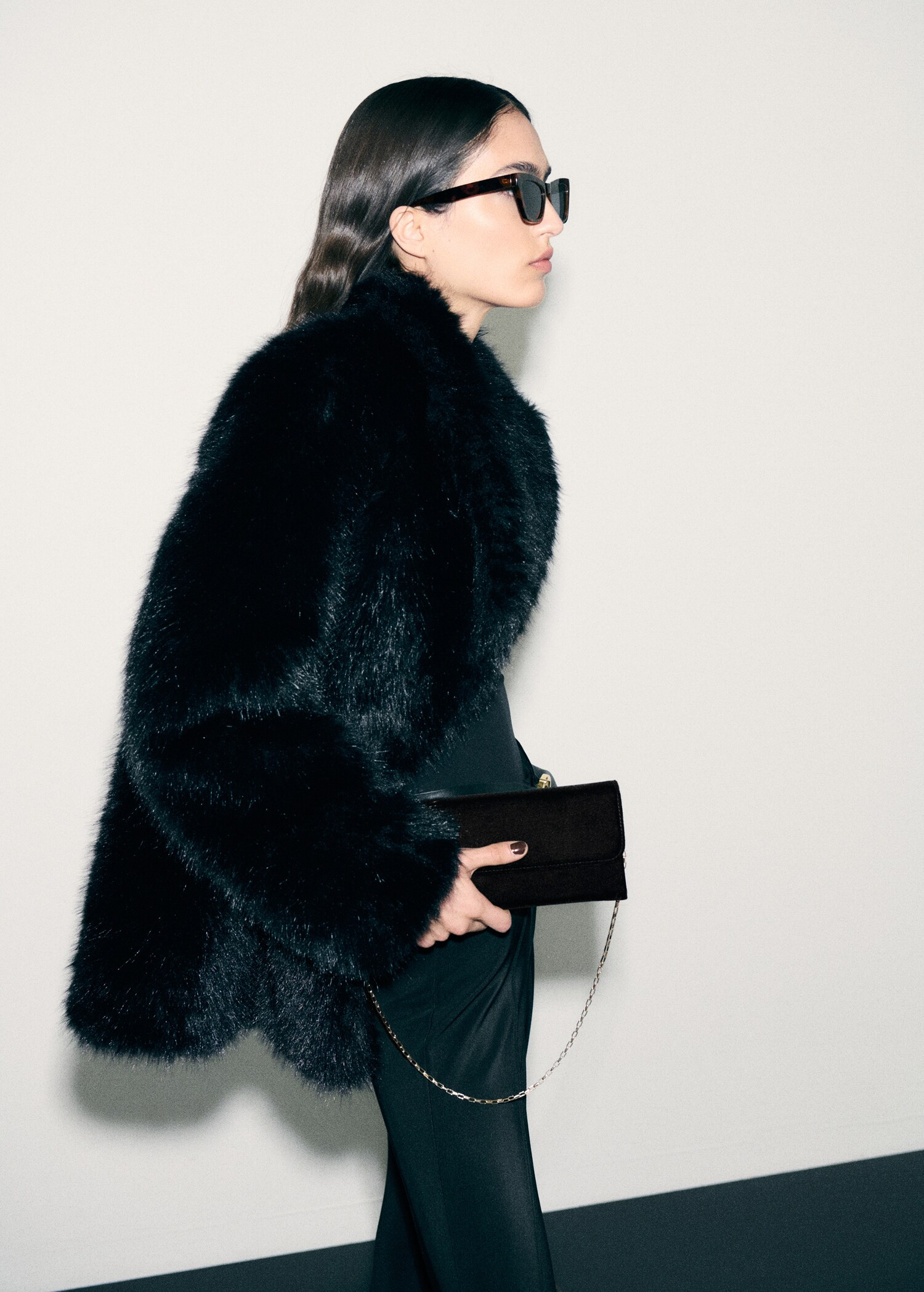 Flap chain bag - Women | MANGO USA | Mango (US/MX/AU)