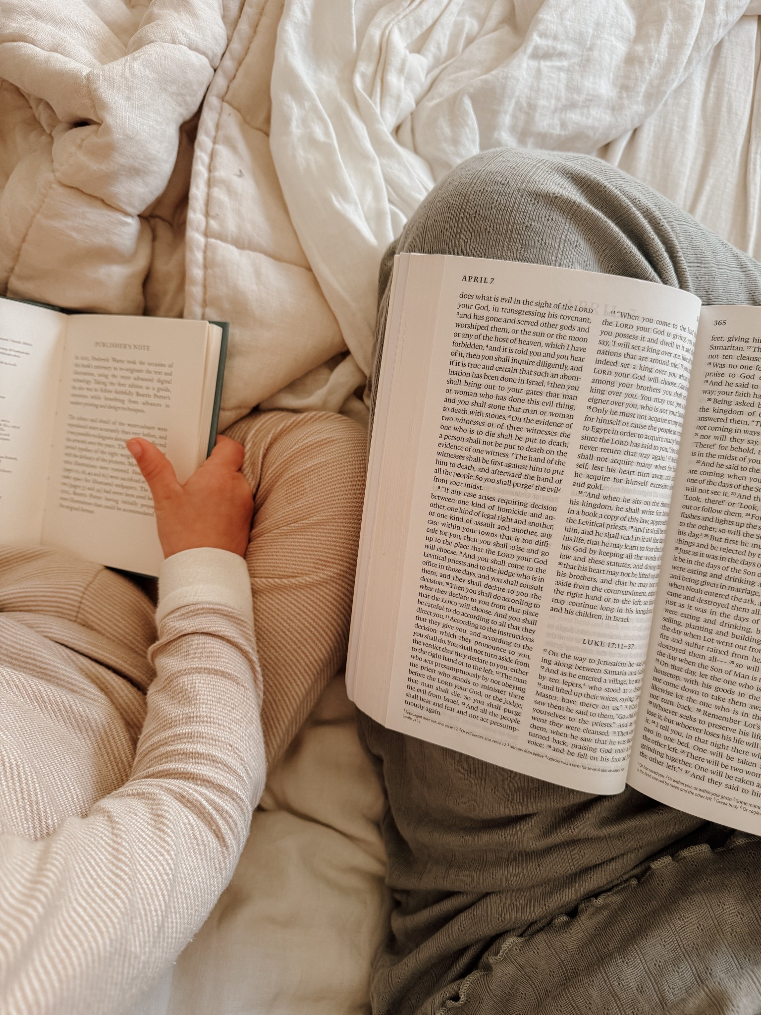 Starting my morning the best way 🤍

Morning devotions | daily Bible reading | mornings like these

#LTKPetite #LTKmorningroutine #LTKmomlife