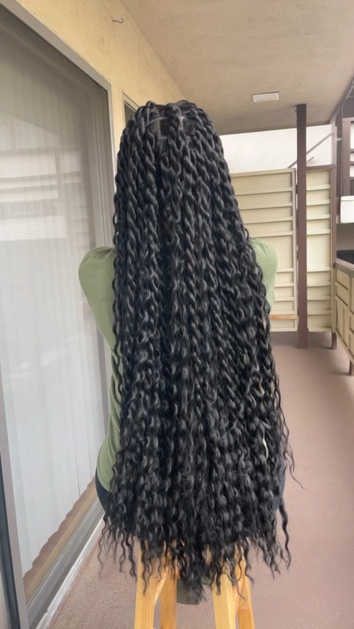 30” Goddess Passion Twists

#LTKSeasonal #LTKbeauty #LTKstyletip