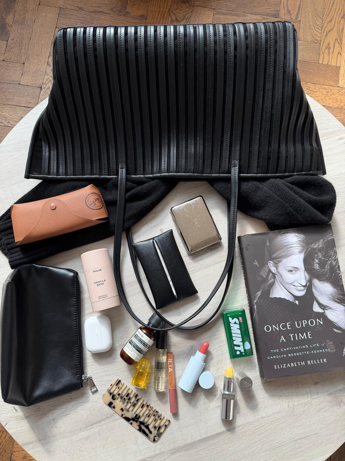 What’s In My Bag

beauty | Accessories | Home | Makeup | Hair | Book | Perfume 



#LTKworkwear #LTKuk #LTKbeauty