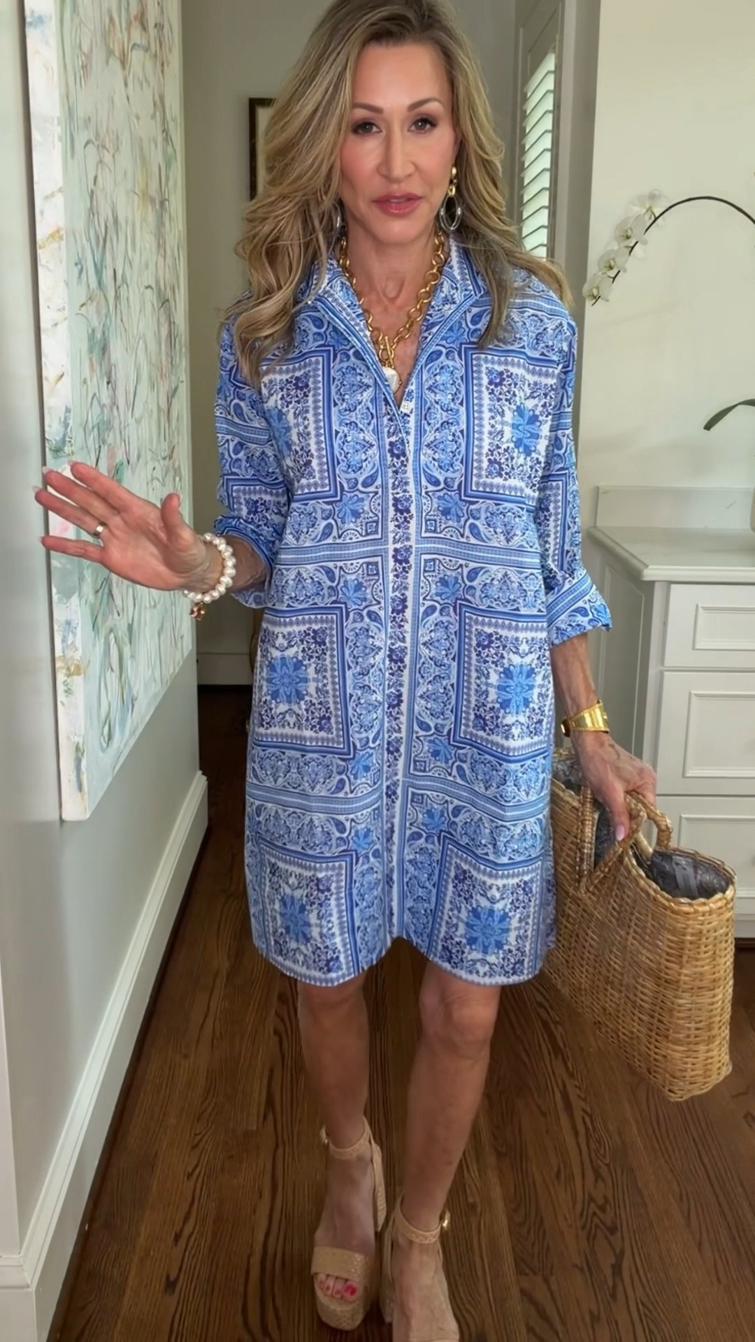 Perfect spring/summer dress!  This one can be casual either flats or dressier with heels.  It can also be worn belted…
Just add a raffia bag for a look you’ll wear everywhere!

#LTKOver40 #LTKootd #LTKgrwm