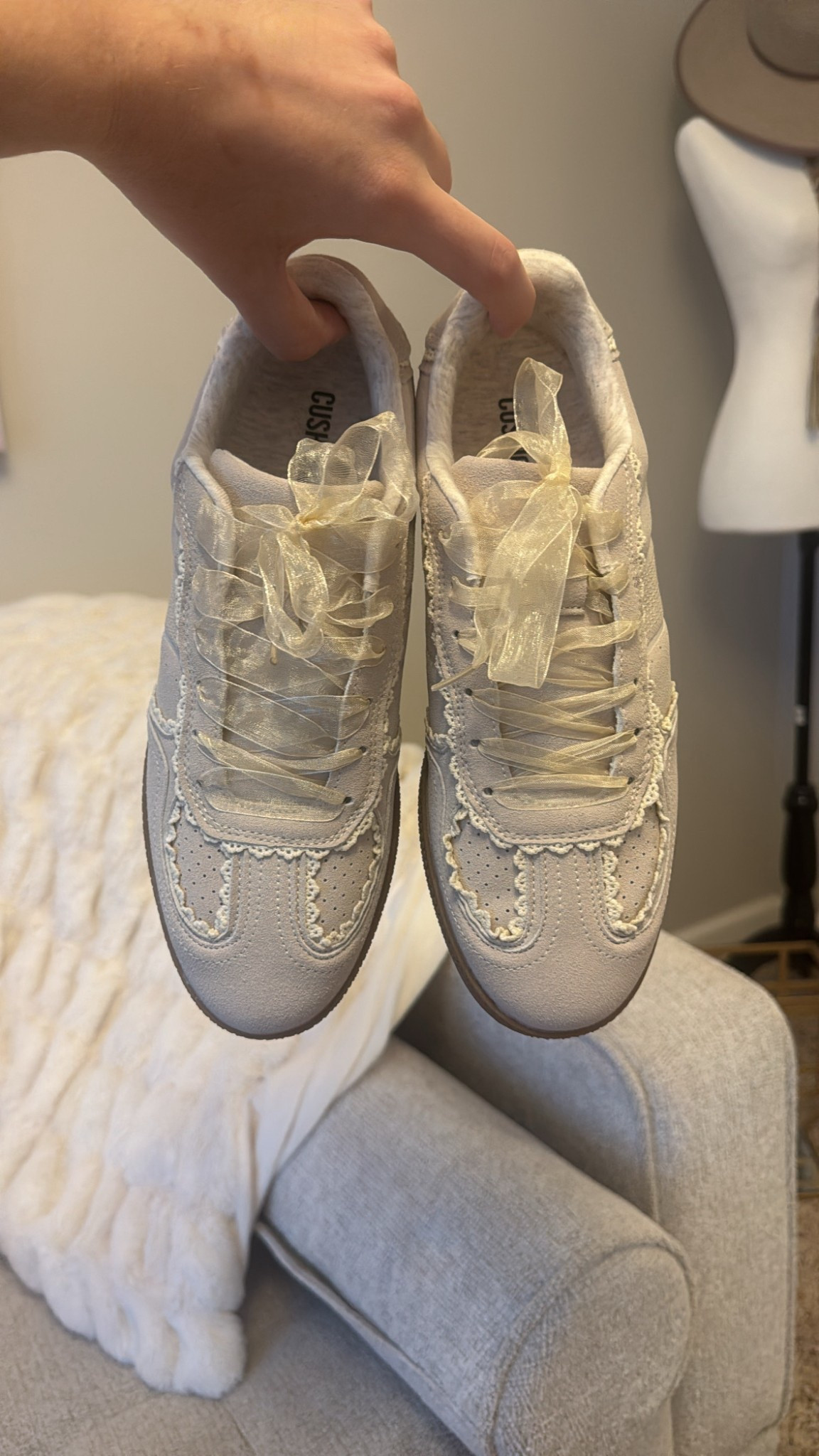 So obsessed with these lacey sneakers!!🤭Dare I say, they’d be the perfect fall transition shoes?!✨ #sneakers #lace #amazonfinds #sale

#LTKFindsUnder50 #LTKShoeCrush #LTKSeasonal