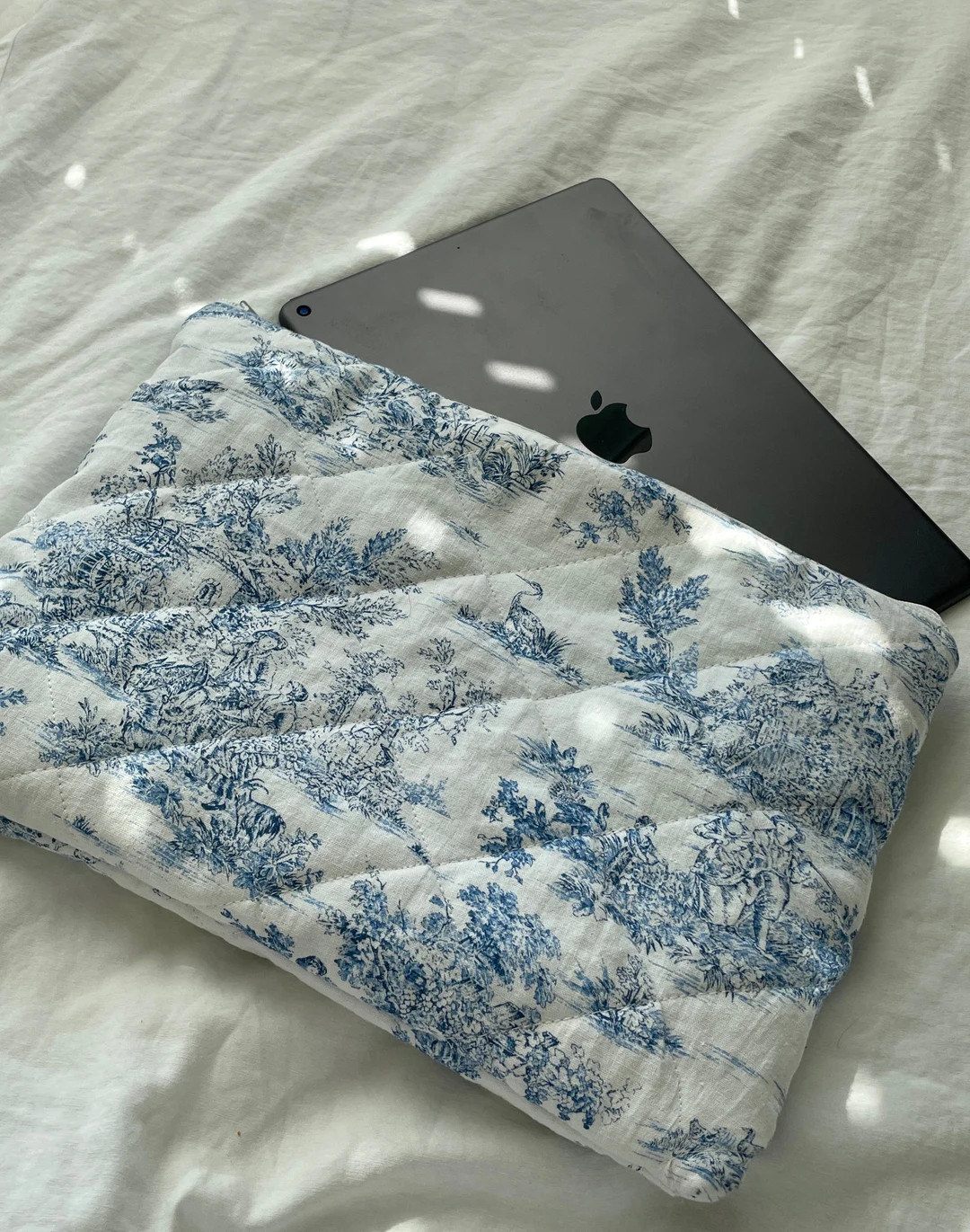 Handmade Quilted Toile De Jouy iPad Pouch / Quilted Fabric - Etsy | Etsy (US)