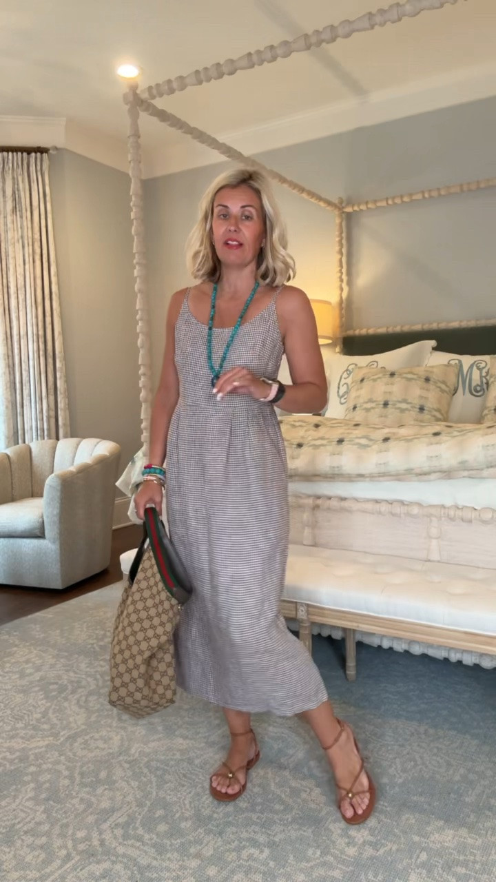 I am so glad I ordered this dress! It’s so flattering and I love the fit! I’m in small dress and 8 sandal. 

Code Catherine20 at Allie + Bess

#LTKdayinmylife #LTKootd #LTKmomlife