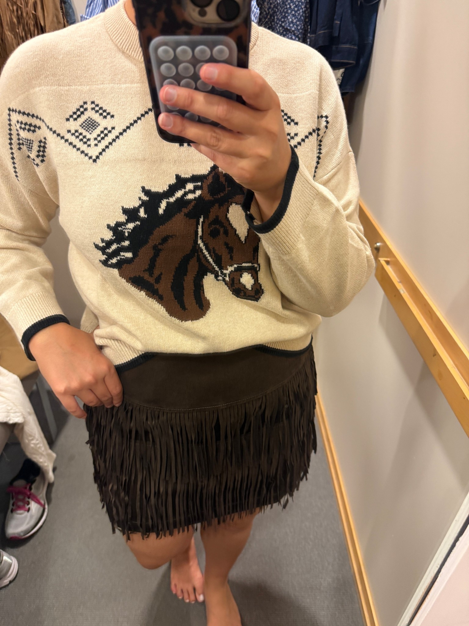 This fringe skirt is an absolute must have for a western style outfit!

Fringe skirt
Western 
Fall fashion
Loft 
Suede skirt 

#LTKSeasonal #LTKStyleTip #LTKFindsUnder100